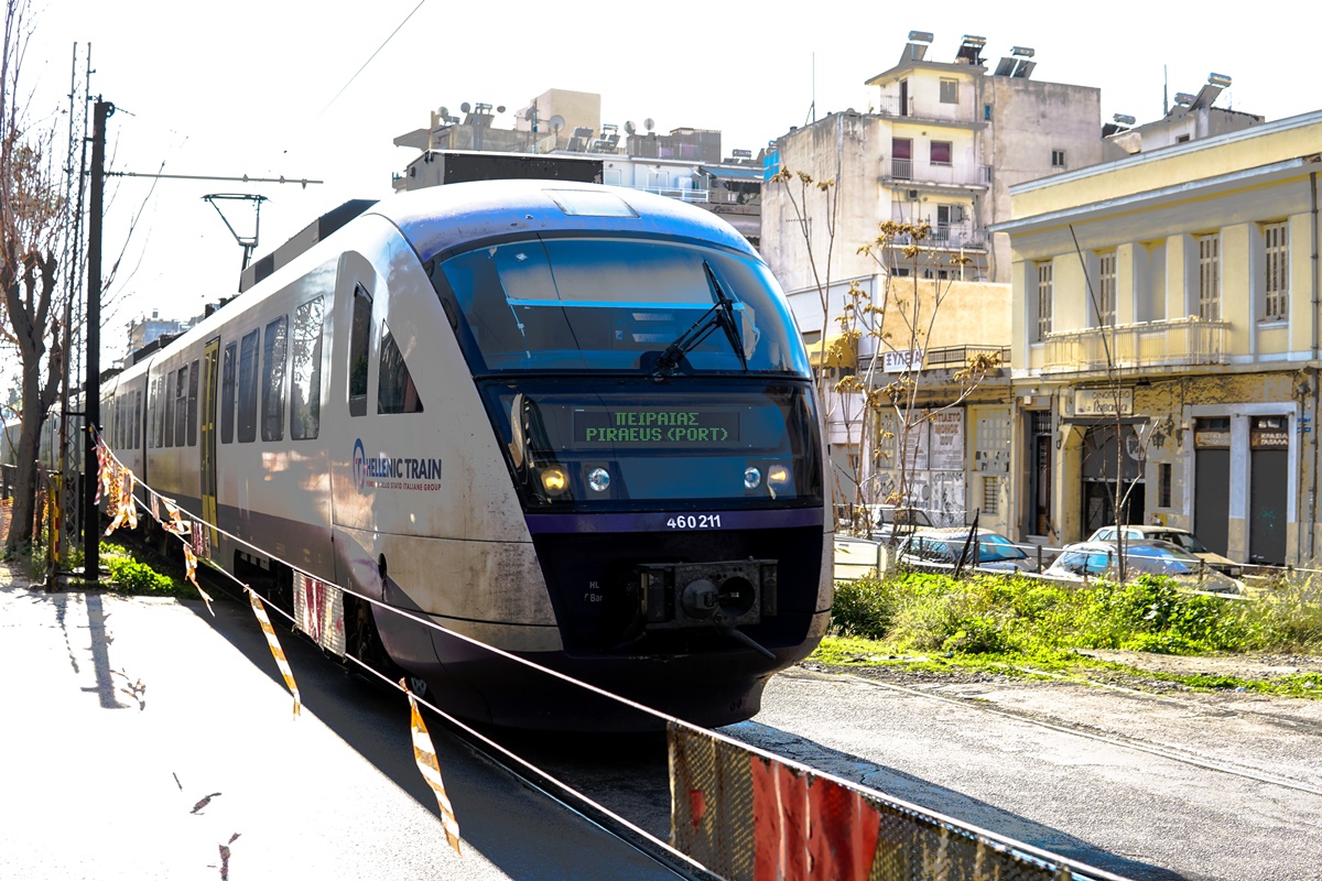 HELLENIC TRAIN  ÔÑÅÍÏ (ÊÏÍÔÁÑÉÍÇÓ ÃÉÙÑÃÏÓ EUROKINISSI)