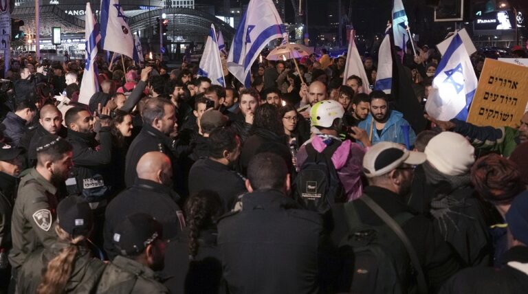 Ισραήλ: Περίπου 250.000 διαμαρτυρόμενοι στους δρόμους για τη δικαστική μεταρρύθμιση της κυβέρνησης.