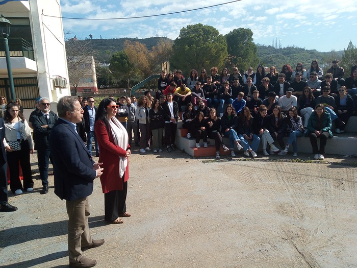 Αδελφοποίηση Λυκείου Πελοπίου με σχολείο της Νάπολης