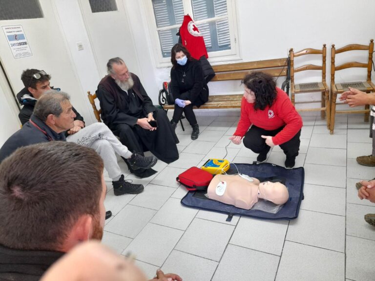 Δήμος Ελασσόνας: Συνεχίζεται η εκπαίδευση εθελοντών στη χρήση απινιδωτών