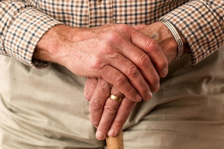 Συνταξιούχοι: Αρχίζει από σήμερα η καταβολή του έκτακτου επιδόματος προσωπικής διαφοράς