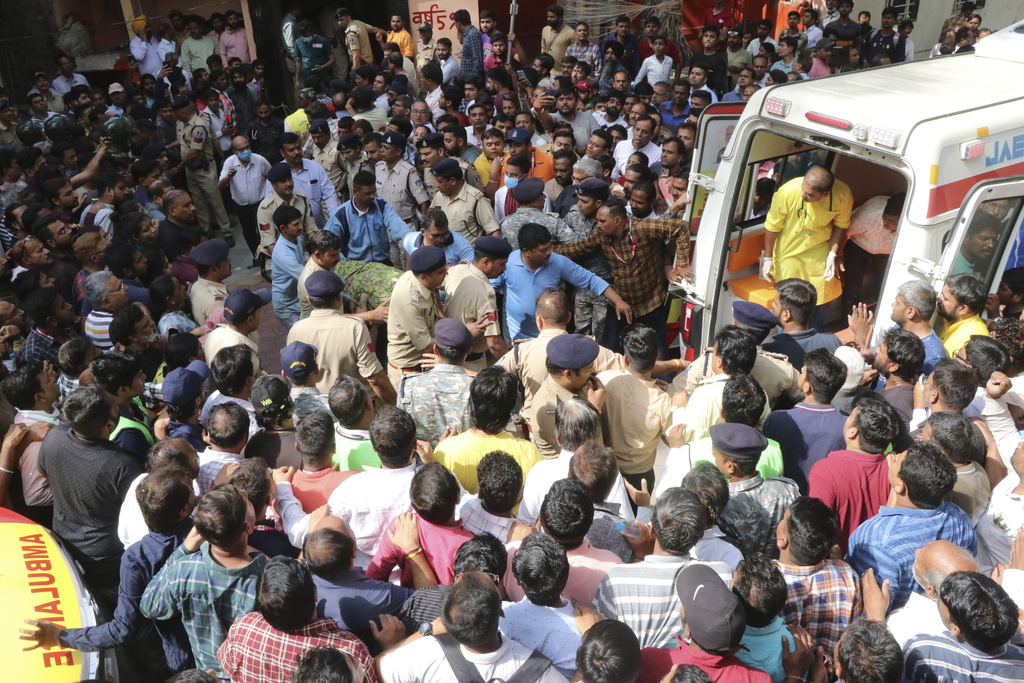 India Temple Collapse