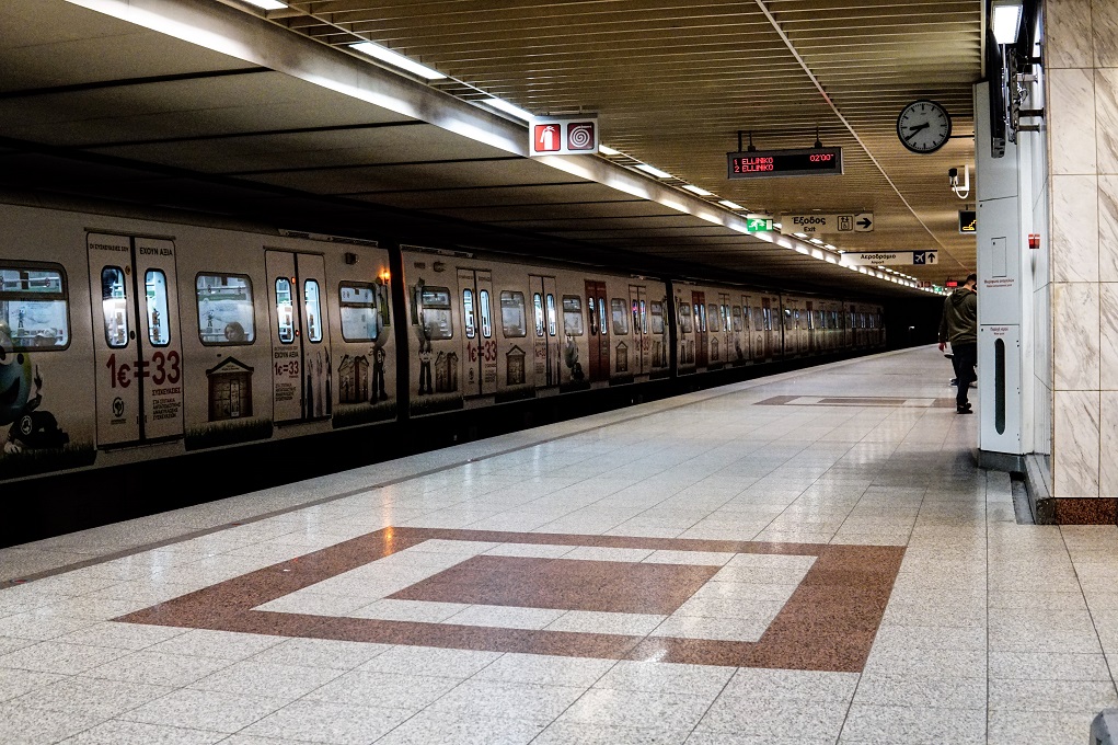 Kλειστοί οι σταθμοί του μετρό «Σύνταγμα» και «Πανεπιστήμιο»