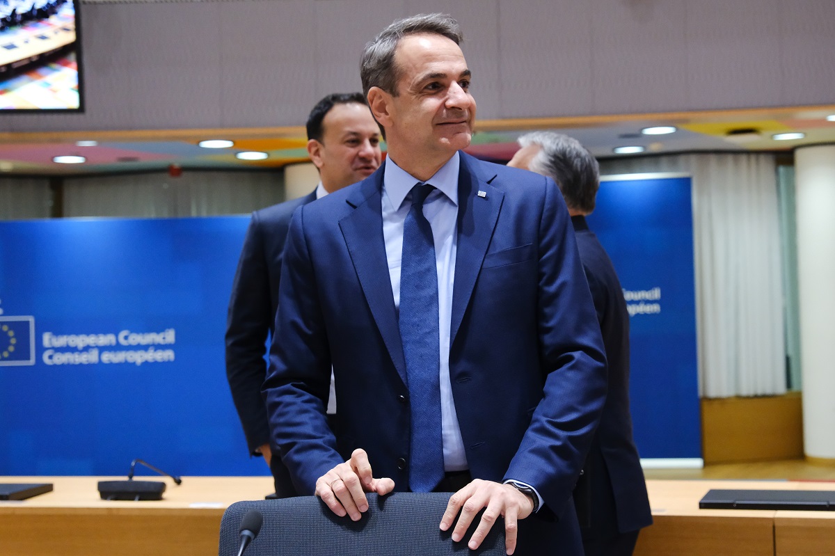 Στις Βρυξέλλες ο πρωθυπουργός για τη Σύνοδο Ευρωπαϊκού Συμβουλίου και του ΕΛΚ – H ατζέντα