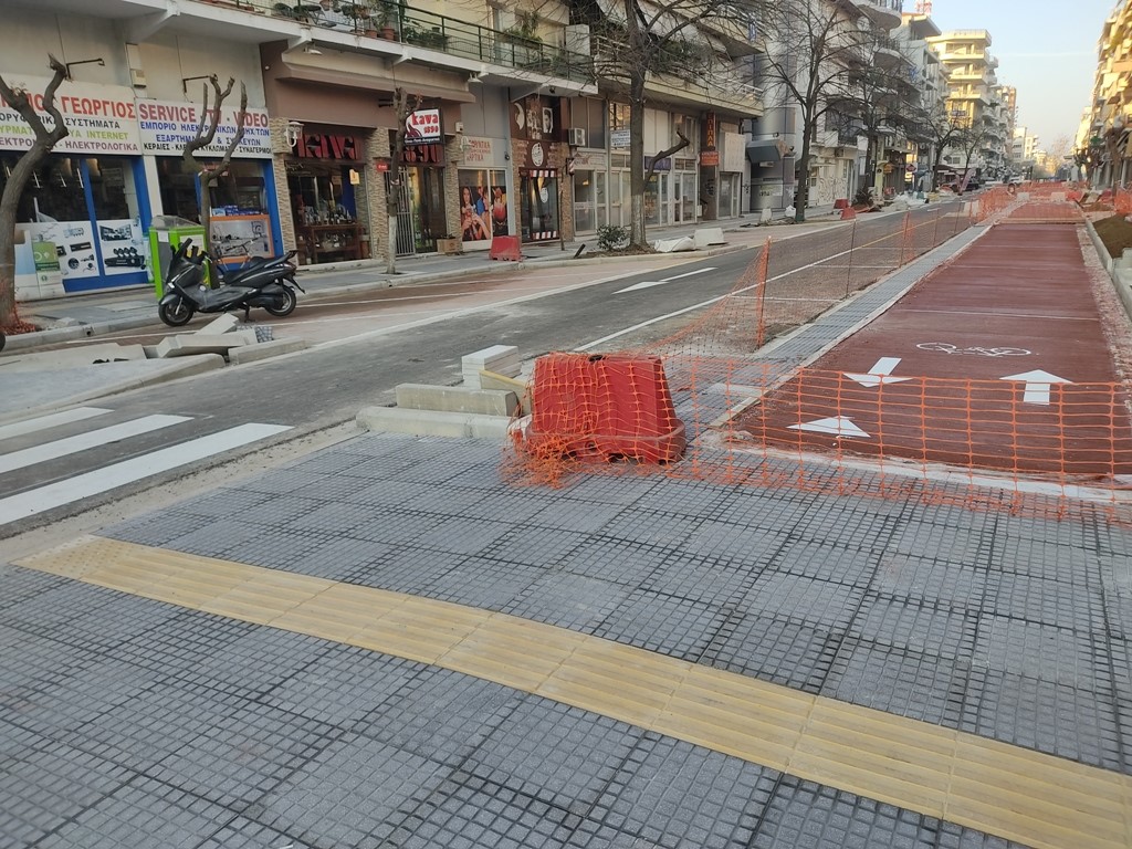 Δήμος Λαρισαίων: Ολοκληρώθηκαν οι εργασίες στο πρώτο τμήμα επί της οδού Νικηταρά