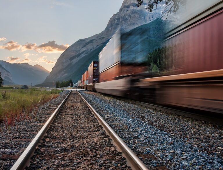 Πότε θα μπουν ξανά τα τρένα στις ράγες – Οι άξονες για την επόμενη ημέρα