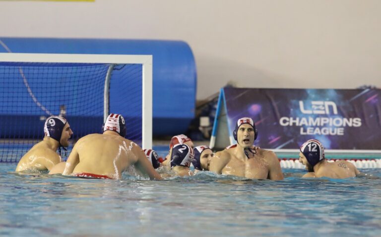 Champions League: «Περίπατος» του Ολυμπιακού στη Βάρη, 14-6 τη Βουλιαγμένη