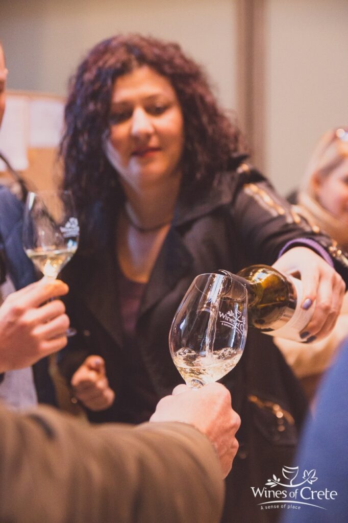 Η Έκθεση Κρητικού Κρασιού ΟιΝοτικά στο Κολυμπάρι Χανίων