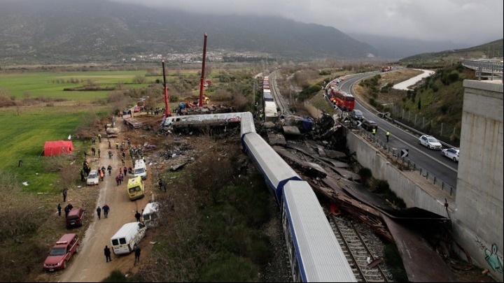 Τέμπη: Ελεύθερος με περιοριστικούς όρους μέχρι την δίκη ο 50χρονος μόνιμος Σταθμάρχης