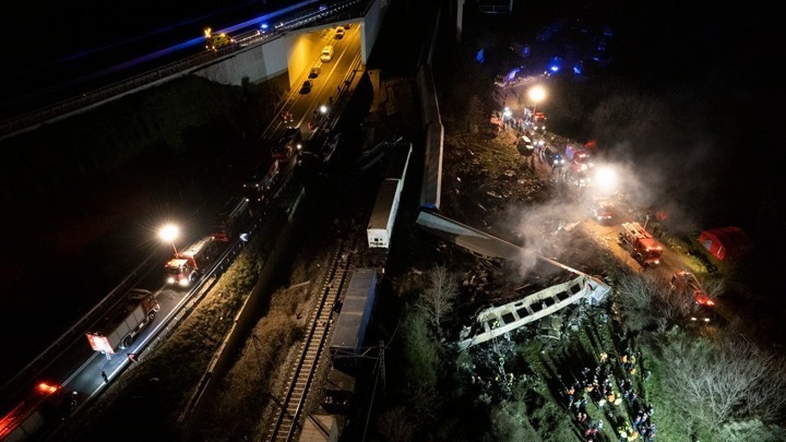 Τέμπη: Με υπόμνημα η  απολογία του 50χρονου μόνιμου σταθμάρχη – Κάλεσε δύο σταθμάρχες και έναν κλειδούχο προς υπεράσπισή του