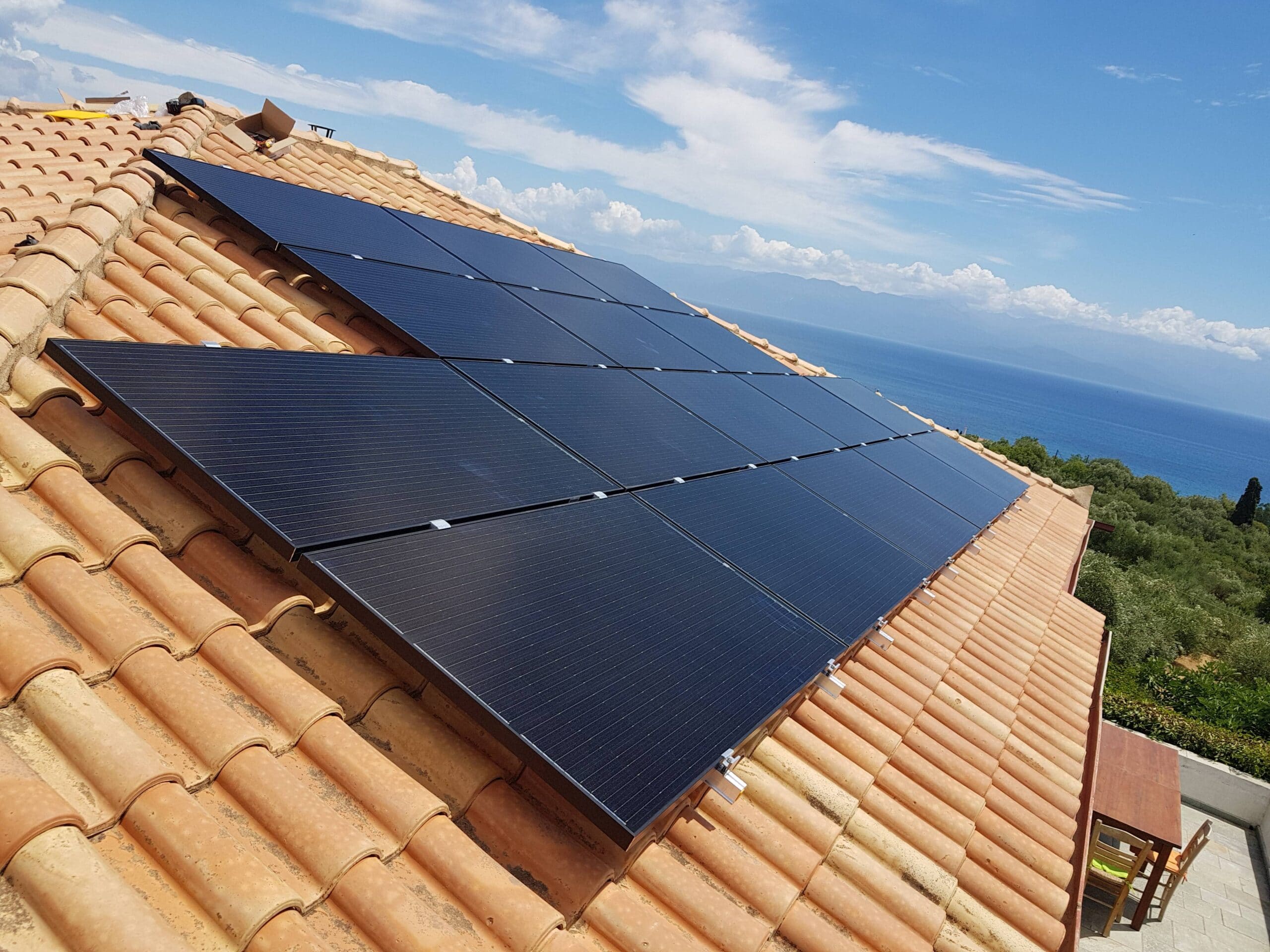 Οικιακό-φωτοβολταϊκό-6-kW-scaled
