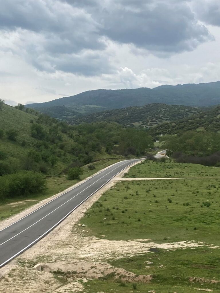 Παραδόθηκε ο νέος δρόμος που συνδέει τη Βερδικούσια με το Βλαχογιάννι Ελασσόνας