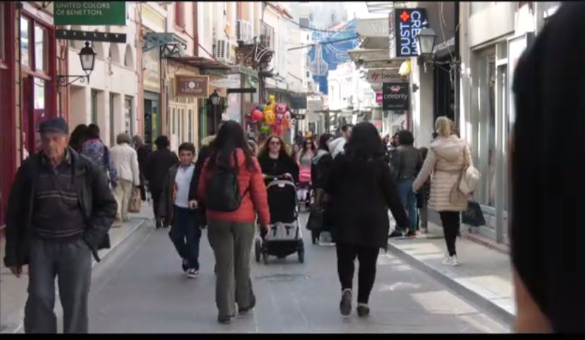 Πασχαλινό ωράριο και εκδηλώσεις στην αγορά της Μυτιλήνης(βίντεο)