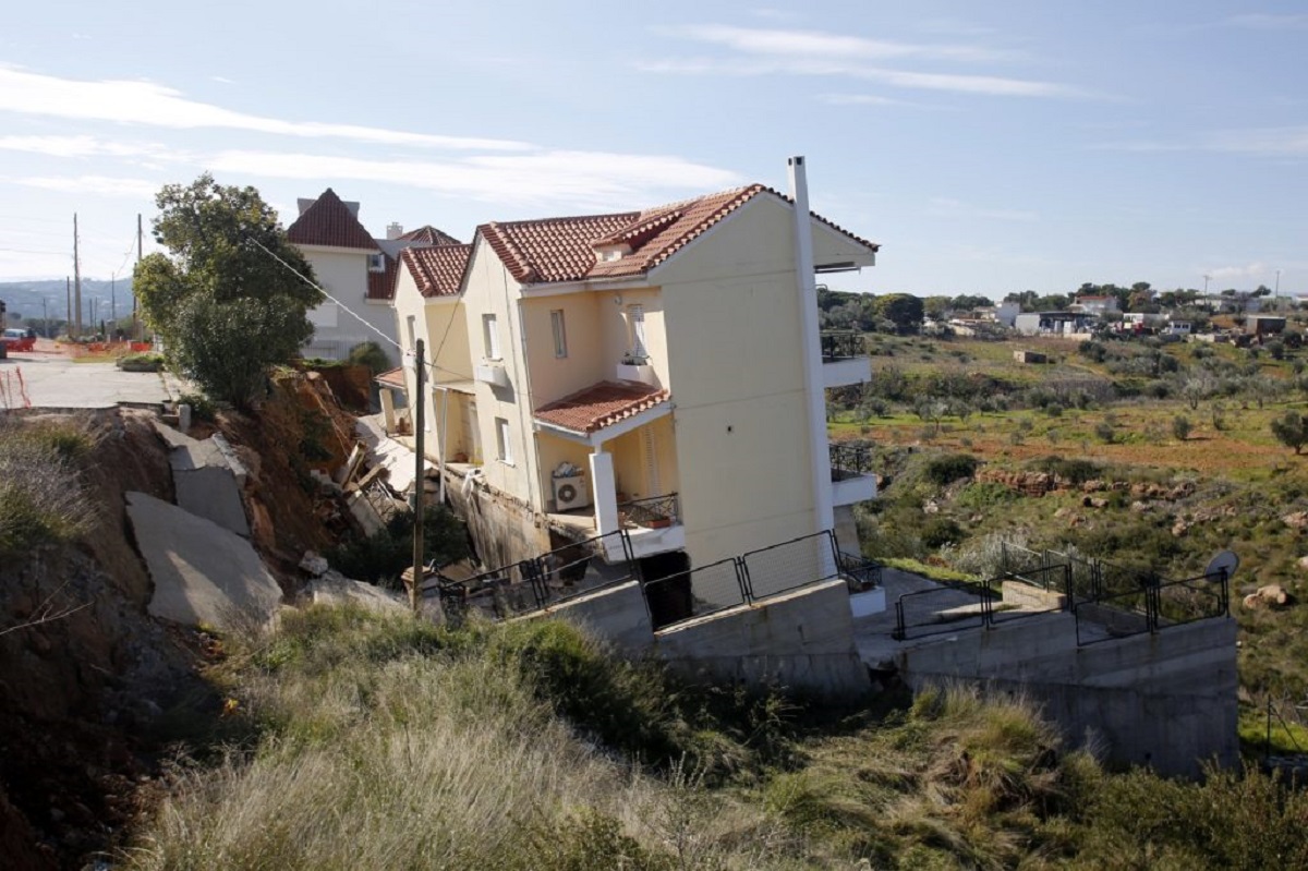 ΝΕΟΣ ΒΟΥΤΖΑΣ ΚΑΘΙΖΗΣΗ ΣΠΙΤΙΩΝ
