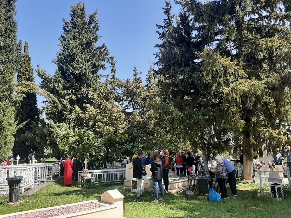 Κοζάνη: Αναβίωσε και φέτος το συγκινητικό ταφικό έθιμο στα ποντιακά χωριά