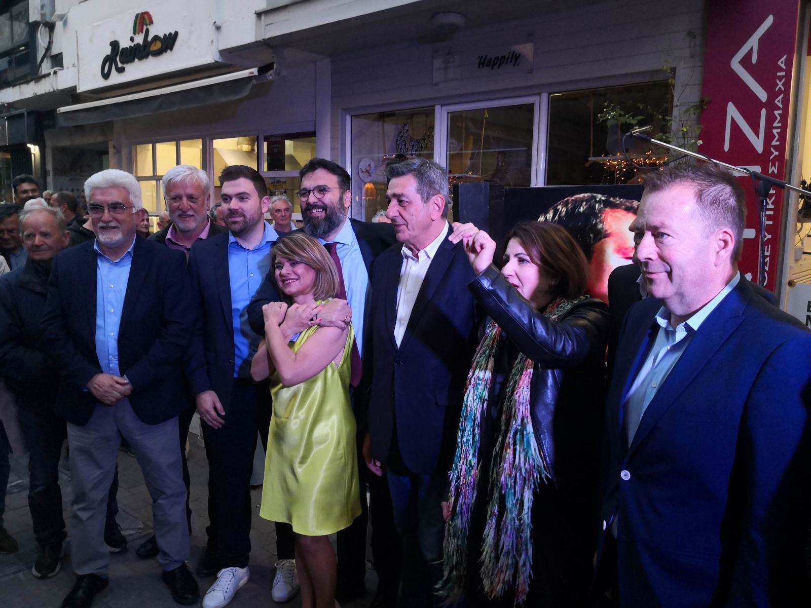 Εγκαινιάστηκε το εκλογικό κέντρο του ΣΥΡΙΖΑ ΠΣ στη Λάρισα