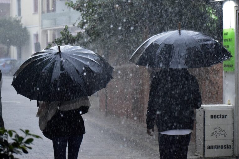 Ο καιρός με τον Π. Γιαννόπουλο: Άνοδος της θερμοκρασίας, νοτιάδες και βροχές