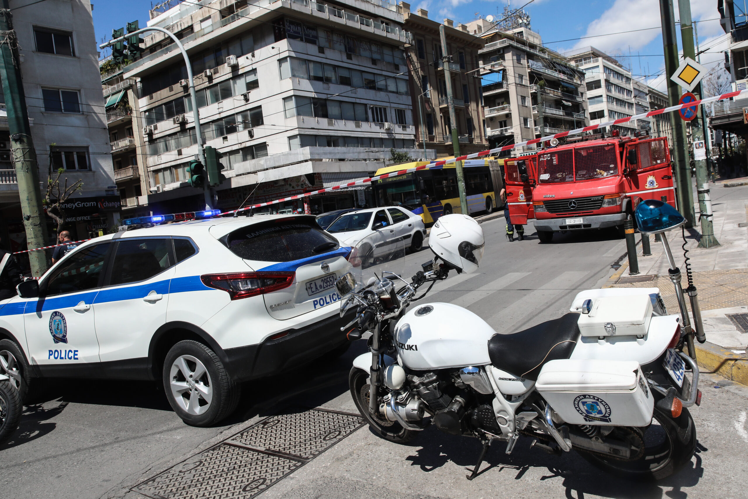 Ένταση στην ΑΣΟΕΕ: Συνελήφθη ο αστυνομικός που πυροβόλησε στον αέρα