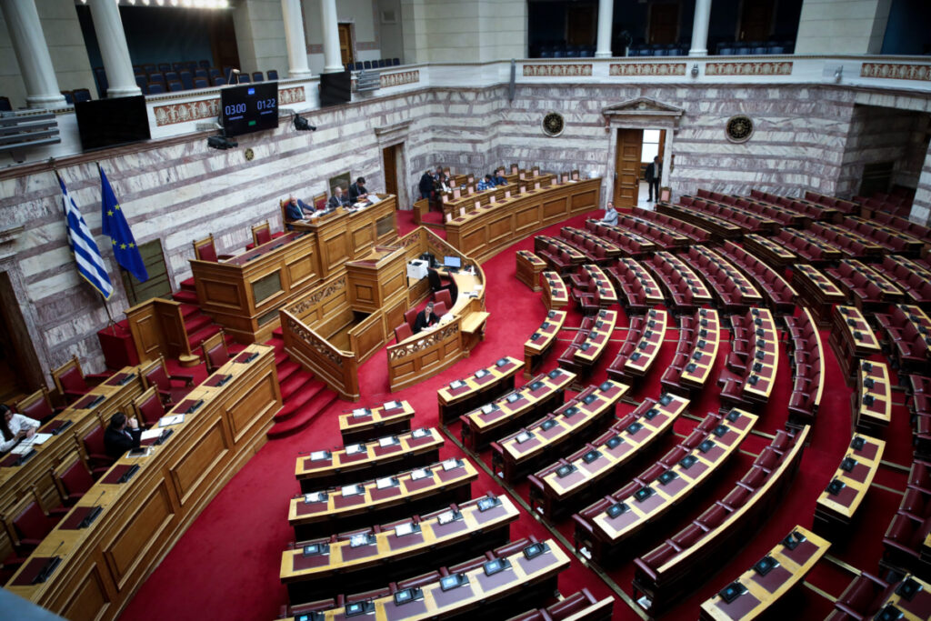Εκλογές 2023: Ηχηρές απουσίες από τη Βουλή – Ποιοι βουλευτές δεν κατάφεραν να εκλεγούν