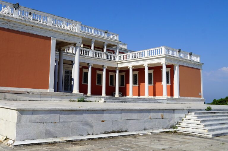 Θεσσαλονίκη: Αξιοποίηση του Κυβερνείου προς όφελος της κοινωνίας ζήτησαν τα μέλη της Πρωτοβουλίας Πολιτών «Σώστε το Παλατάκι»