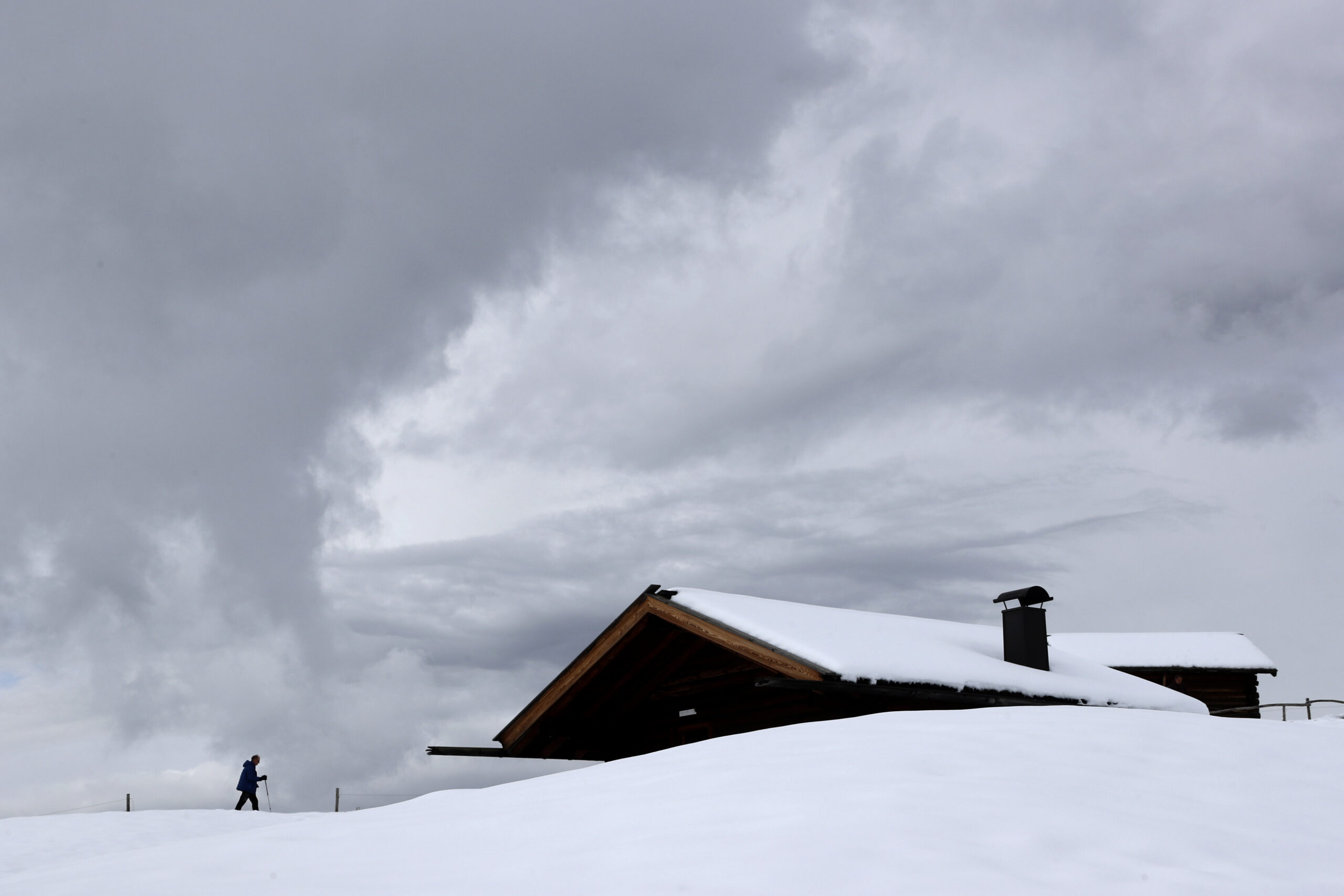 Ιταλικές Άλπεις: Χιονοστιβάδα παρέσυρε ομάδα ορειβατών – Τρεις αγνοούμενοι