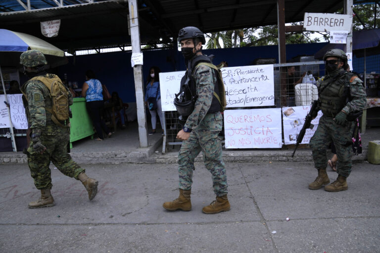 Εκουαδόρ: Εννέα νεκροί από πυροβολισμούς ανάμεσα σε συμμορίες οργανωμένου εγκλήματος