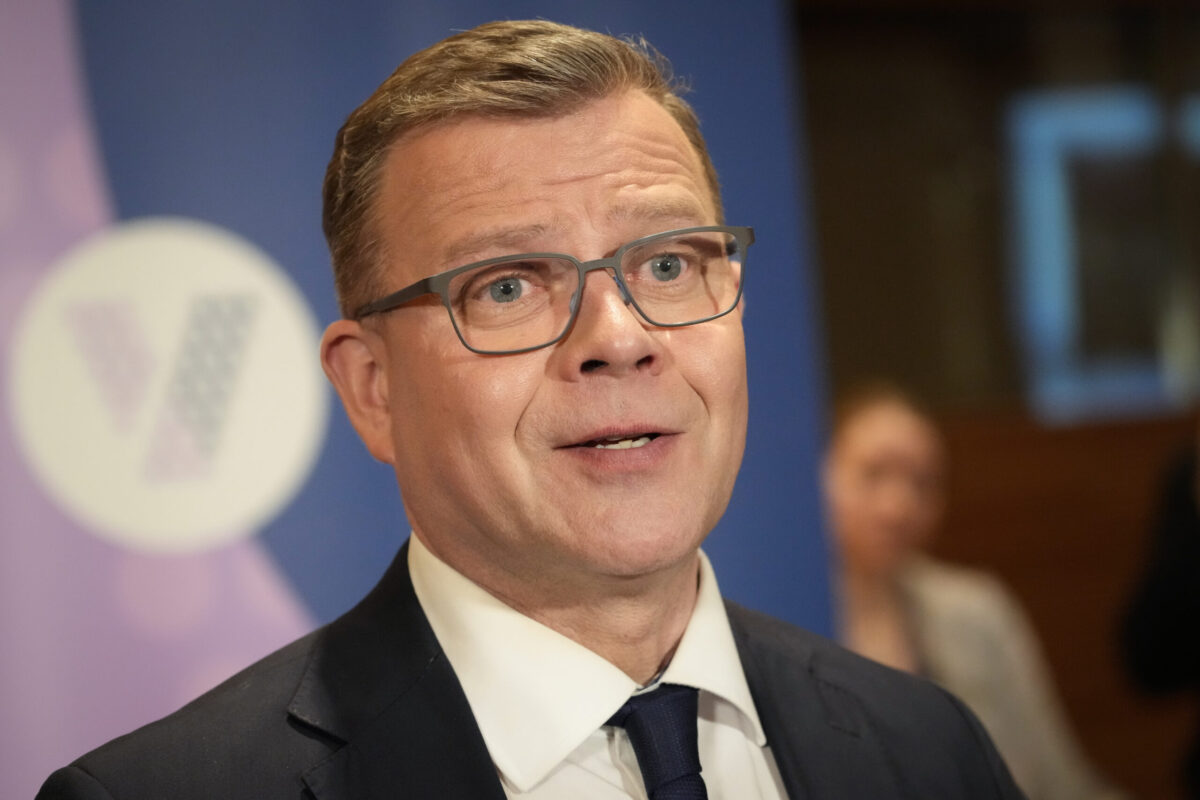 Φινλανδία: Νικητής των εκλογών η κεντροδεξιά του Όρπο – Ρεκόρ για την ακροδεξιά, ήττα της Μάριν