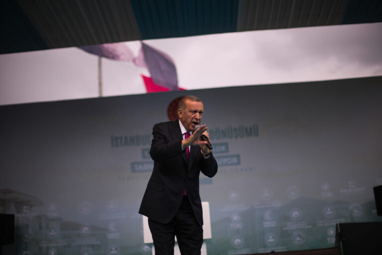 Ερντογάν: Με λοιμώδη γαστρεντερίτιδα λίγο πριν τις εκλογές – Θα συνεχίσει το πρόγραμμά του το «συντομότερο δυνατόν»