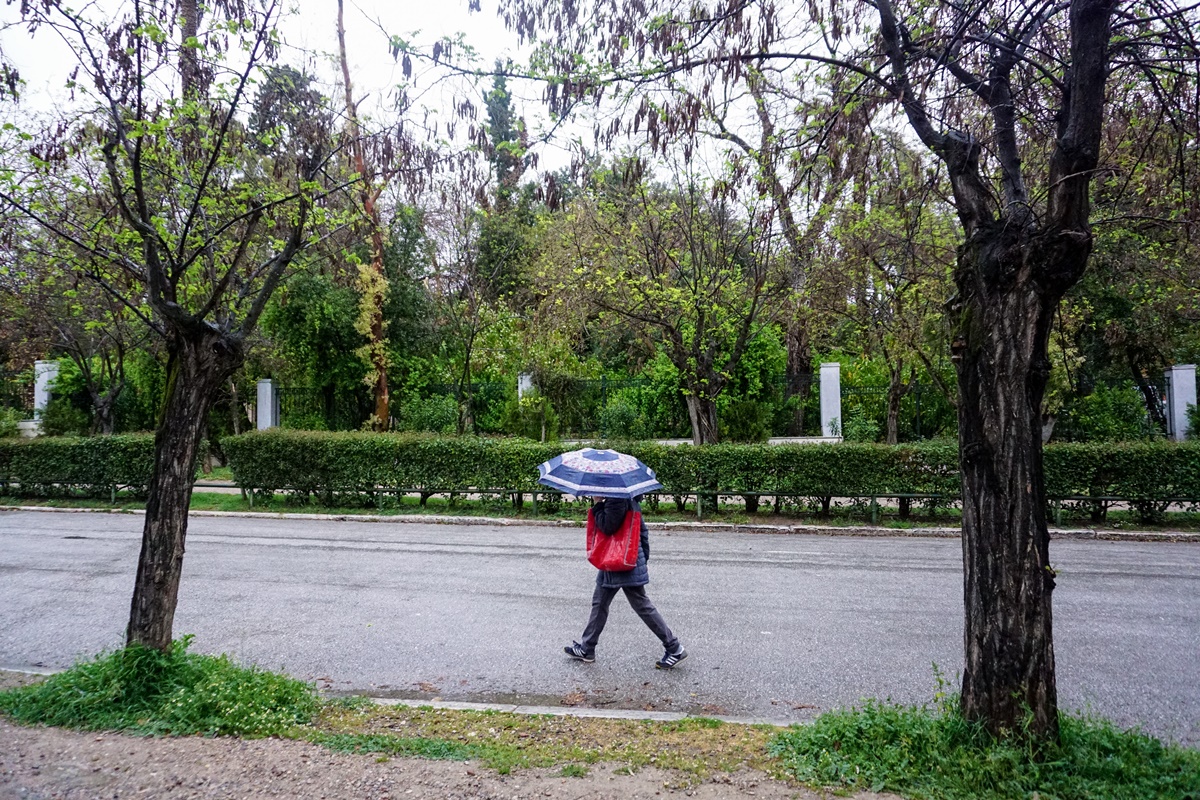 Ο καιρός με την Ερμιόνη Κατιρτζόγλου: Μεγάλη Παρασκευή με συννεφιά και Κυριακή του Πάσχα με βροχές