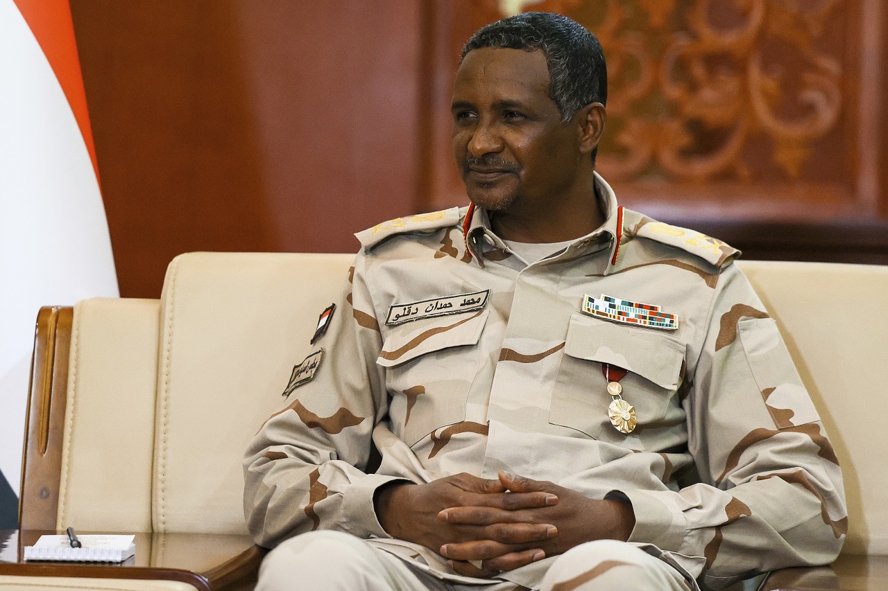 Σουδάν: Πολεμάμε εναντίον μισθοφόρων δηλώνει ο Muhammad Hamdan Dagalo