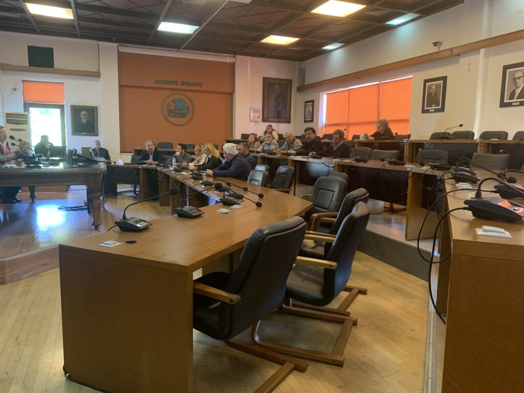 ΟΧΙ στη μονάδα LNG είπε το Δημοτικό Συμβούλιο Βόλου-Αποχώρησε η πλειοψηφία