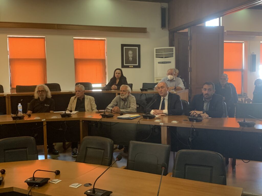 ΟΧΙ στη μονάδα LNG είπε το Δημοτικό Συμβούλιο Βόλου-Αποχώρησε η πλειοψηφία