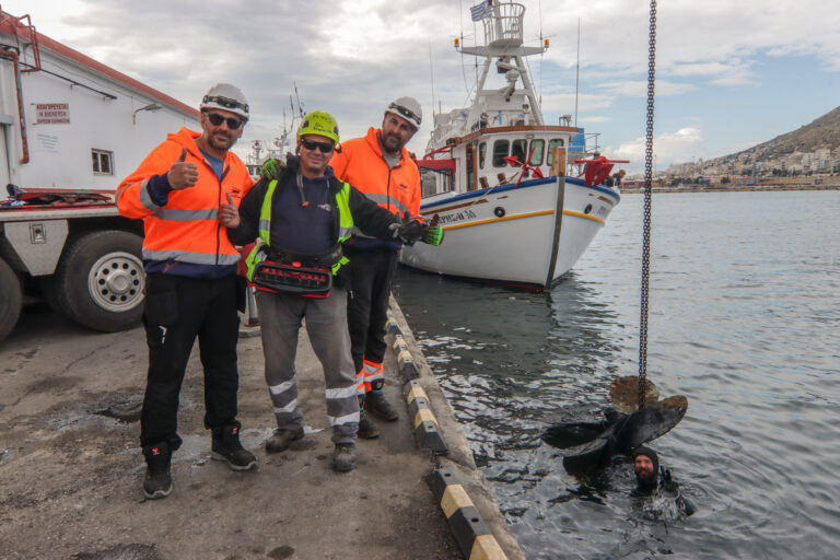 Καθαρισμός στην Ιχθυόσκαλα  Πειραιά – «Ψάρεψαν» 19.600 απορρίμματα