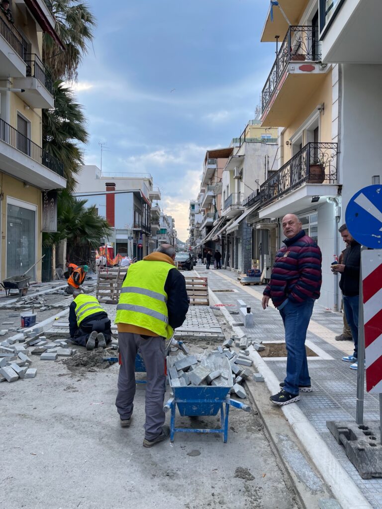 Σε ήπιας κυκλοφορίας μετατράπηκε κομμάτι της οδού Ερμού