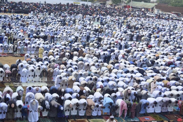 Γιορτή για εκατομμύρια Μουσουλμάνους- Το Σάββατο τελειώνει η νηστεία του Ραμαζανιού