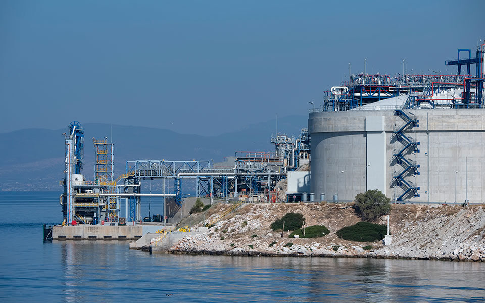 ΠΑΣΟΚ-ΚΙΝΑΛ: “Τεράστια κρατικά ποσά επενδύονται χωρίς σκέψη σε έργα φυσικού αερίου”