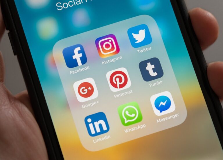 Ξεπεράστηκε το όριο των 5 δισ. χρηστών στα μέσα κοινωνικής δικτύωσης