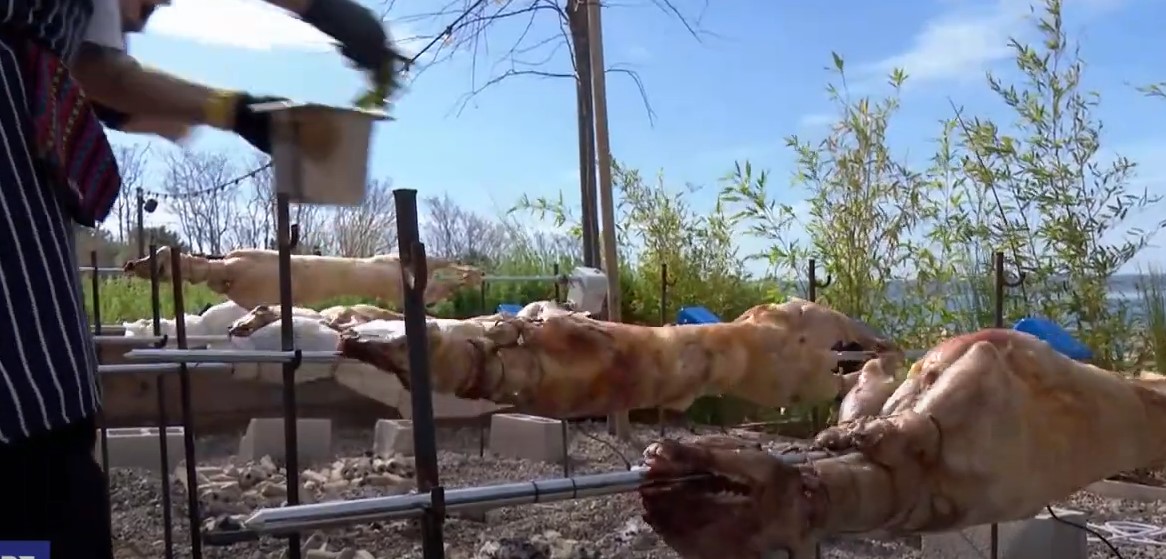 Πασχαλινά γλέντια με οβελία και κόκκινο κρασί-Γέμισαν νιάτα τα χωριά της υπαίθρου