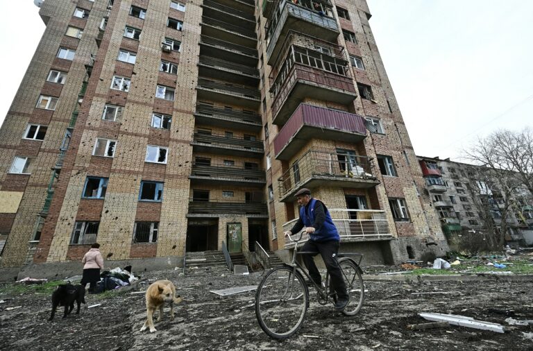 Πόλεμος στην Ουκρανία: Στο Κίεβο ο Γερμανός αντικαγκελάριος Ρόμπερτ Χάμπεκ για την ανοικοδόμηση