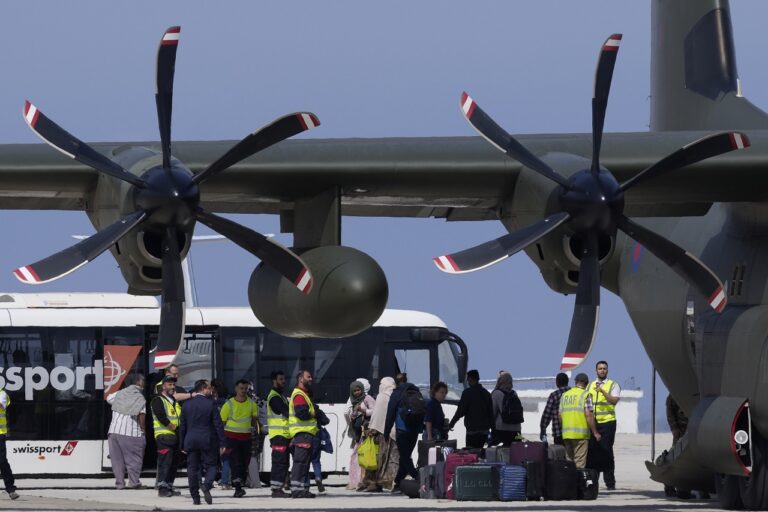 Η.Β: Αγωνία για τους εναπομείναντες Βρετανούς στο Σουδάν