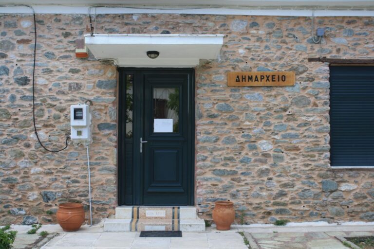 Προσπάθεια εξαπάτησης προμηθευτών του από “μαϊμού” υπαλλήλους καταγγέλλει ο δήμος Αγιάς