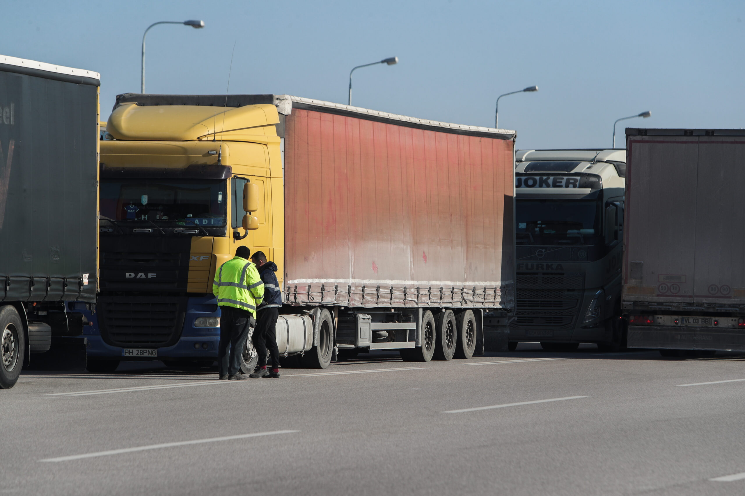 Θεσσαλονίκη: «Καμπάνες» σε οδηγούς φορτηγών για αλλοιωμένους ταχογράφους