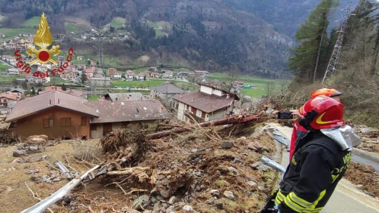 Ιταλία: Ρήξη αγωγού υδροηλεκτρικού εργοστασίου προκάλεσε κατολίσθηση και πλημμύρισε χωριό