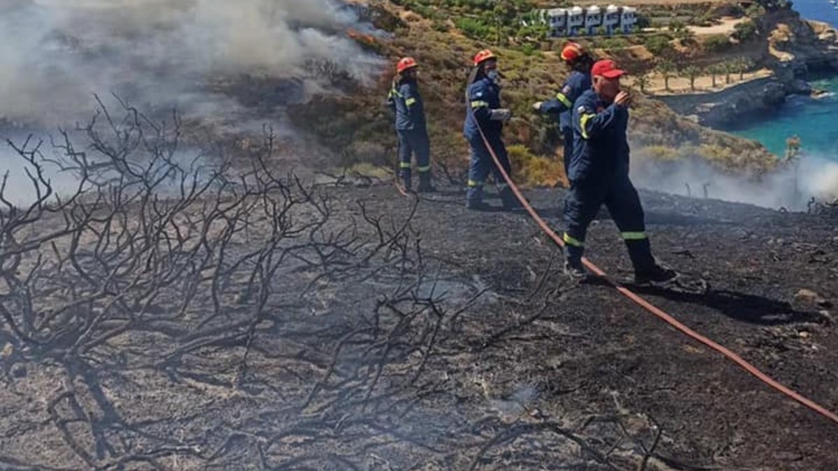 Ηράκλειο: Πήγε να καθαρίσει το χωράφι βάζοντας φωτιά και κινδύνευσε περιοχή στην Αγ. Πελαγία