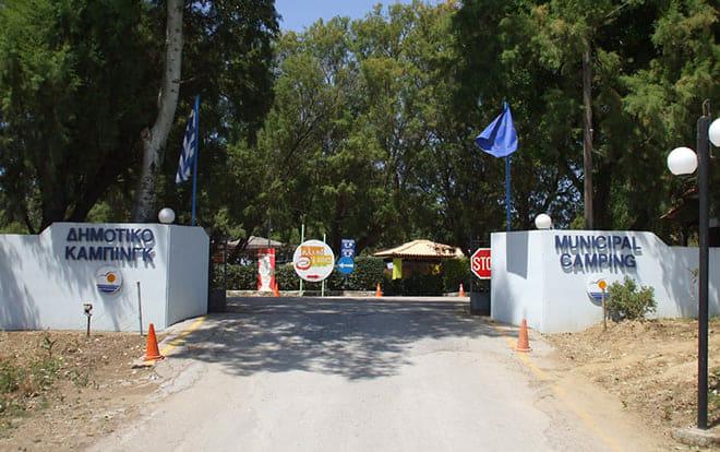Δήμος Ήλιδας: Εξαντλούνται τα νόμιμα μέσα για το Κάμπινγκ Κουρούτας