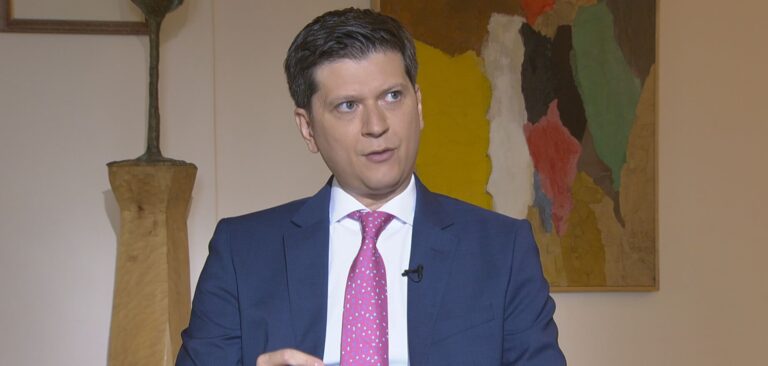 ΕΡΤNEWS: Οι εκλογές μέσα από τα μάτια των ειδικών στην εκπομπή «Επίλογος»