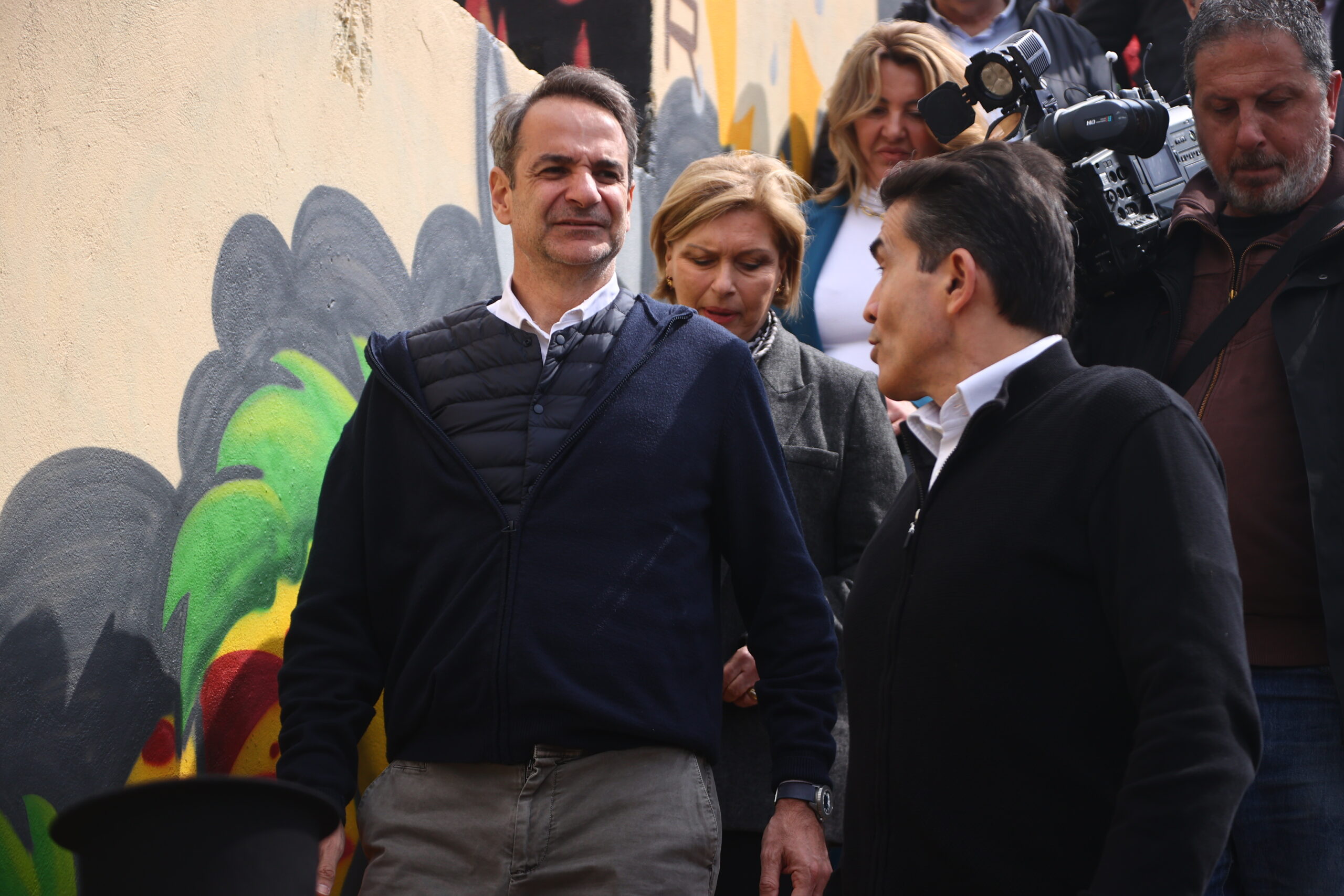 Θεσσαλονίκη: Επισκέψεις του πρωθυπουργού Κυρ. Μητσοτάκη σε πρώην στρατόπεδα και δομή κατά της βίας εναντίον των γυναικών