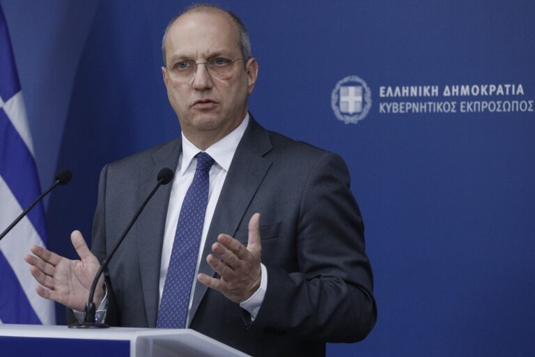 Για αφωνία σχετικά με τη υπόθεση Ραγκούση καταγγέλλει ο Γ. Οικονόμου τον Α. Τσίπρα