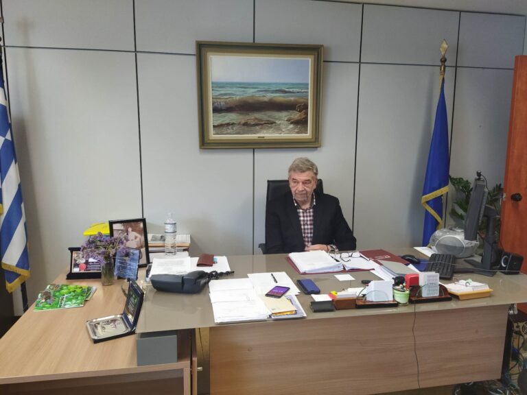 Ο αντιπεριφερειάρχης Σάμου για την αποκατάσταση του έργου στα αυλάκια
