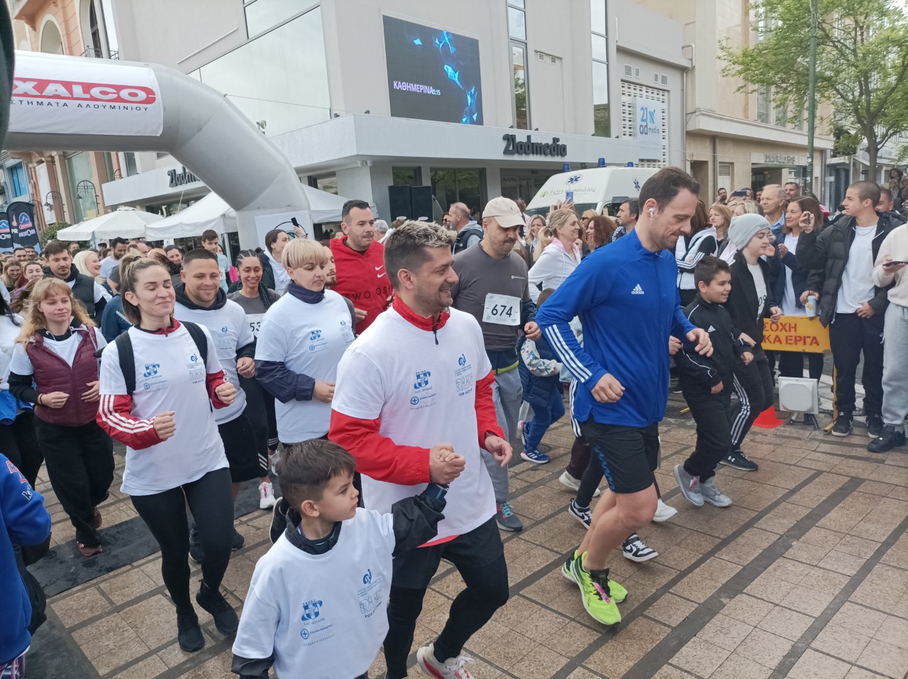 Με πλήθος κόσμου το Run for Autism και το 9ο Zumbathon στη Λάρισα στο πλαίσιο της Παγκόσμιας Μέρας Αυτισμού